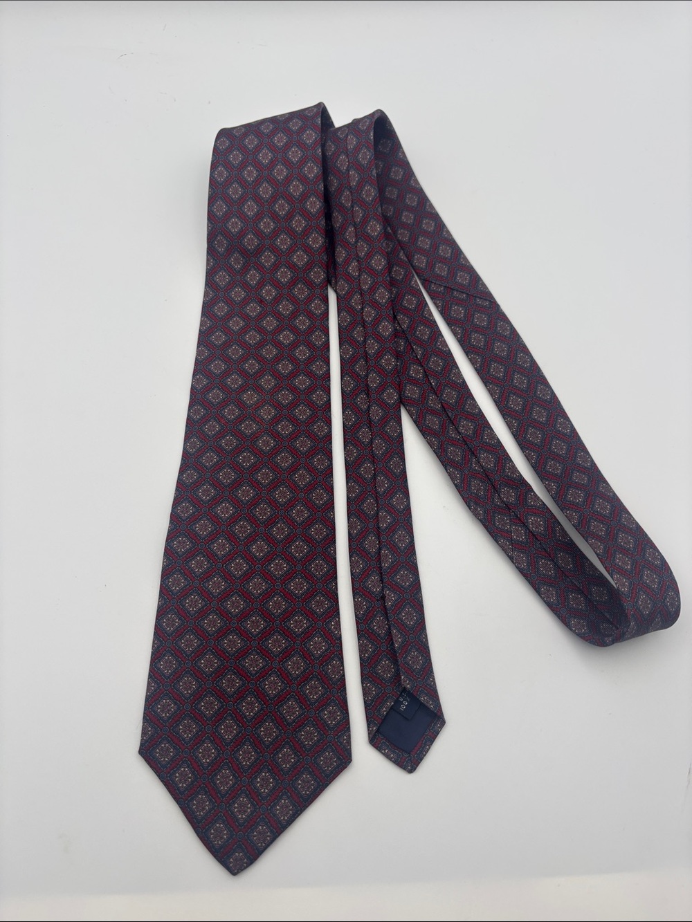 Flying Scotsman Collection Geometric Burgandy/Blue 100% Silk Tie